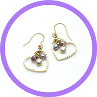 画像:カットハートフープのピアス