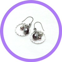 画像:スパークルリングとガラスのピアス